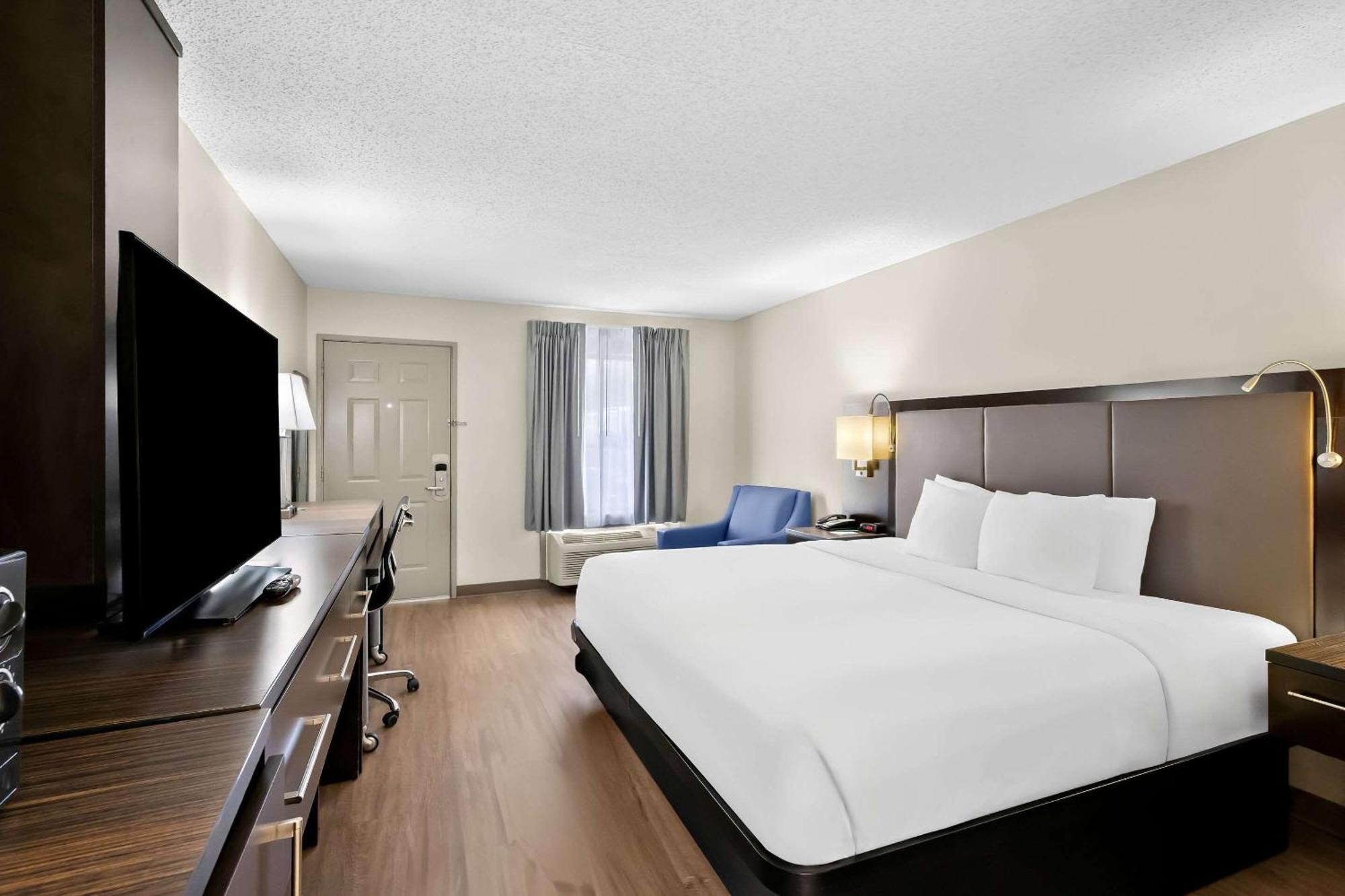 Quality Inn & Suites Monticello Ngoại thất bức ảnh